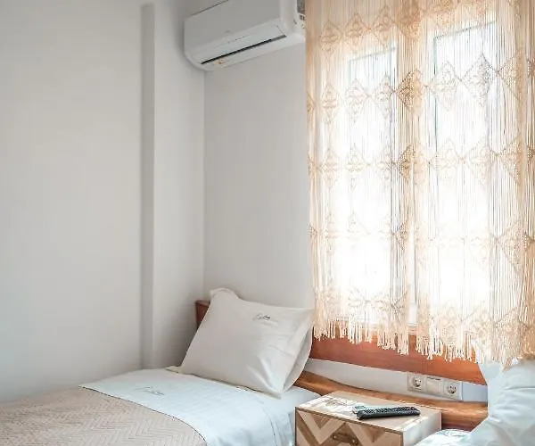 Epithea 1 με ιδιωτική πισίνα *