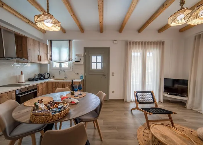 Epithea 1 με ιδιωτική πισίνα *